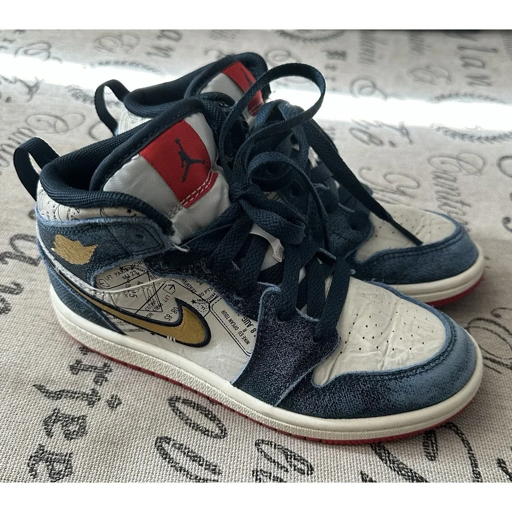 Kids Air Jordan One Take Flight Size 13 C